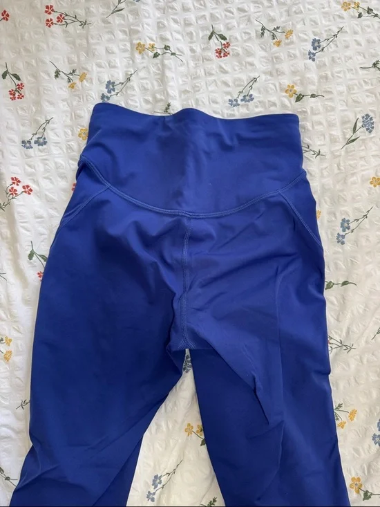 Wunder Under Blue 25” Leggings - Picture 4 of 5